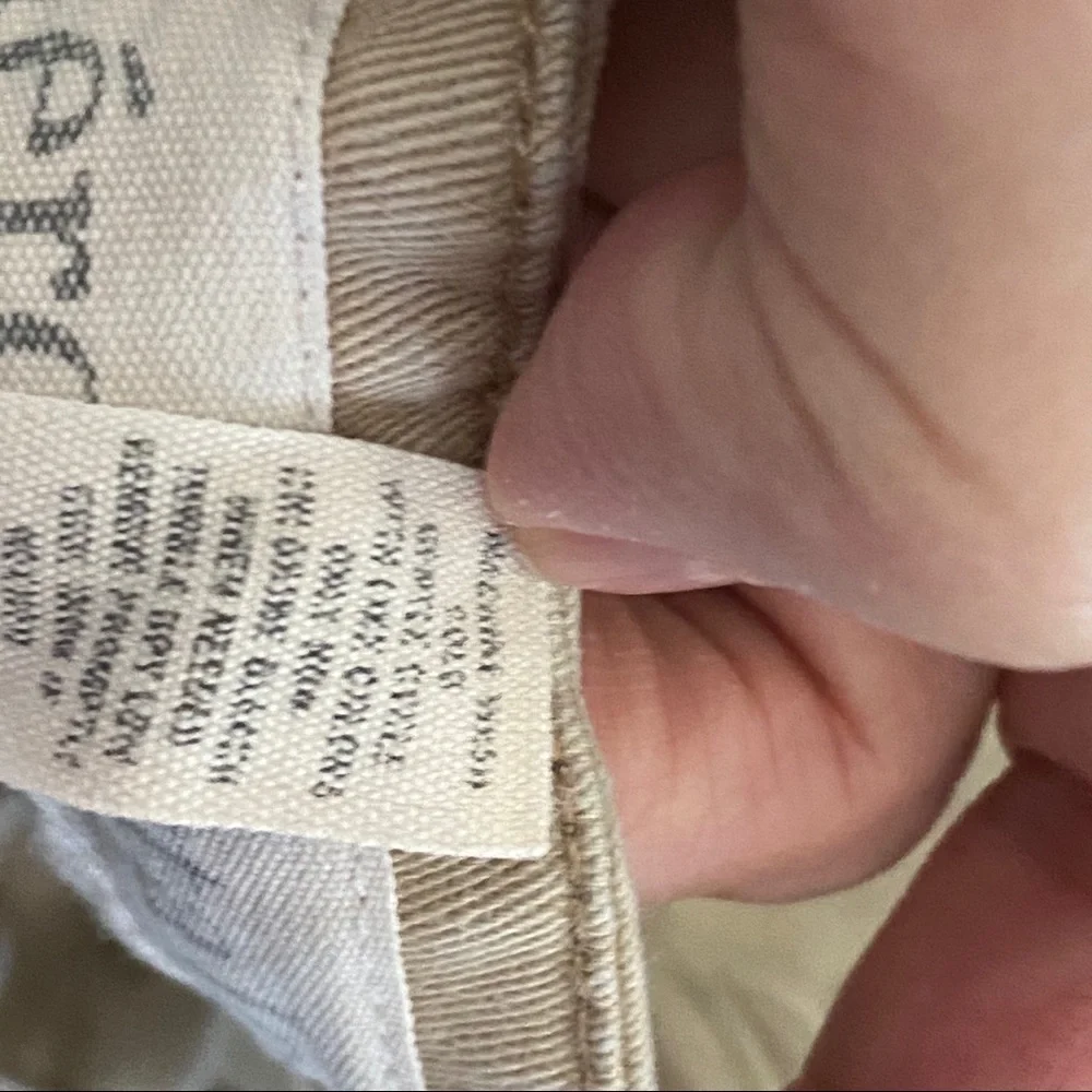 AEROPOSTALE khaki shorts four pockets 5/6